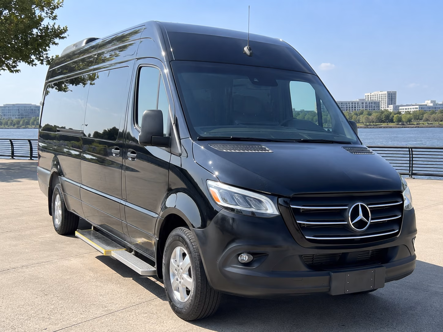 easily book transportation for your next concert or music festival 2