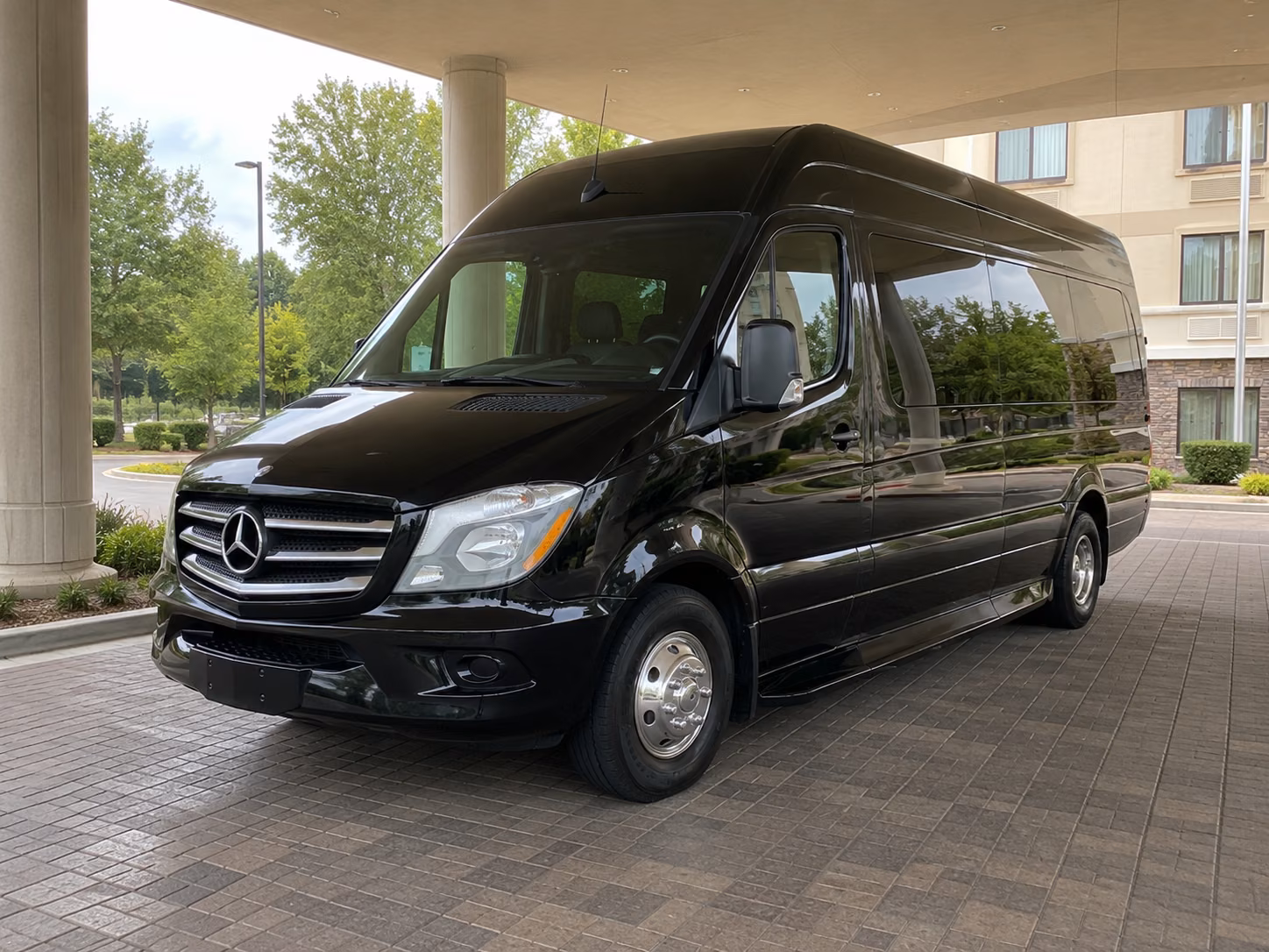 easily book transportation for your next convention or trade show 4