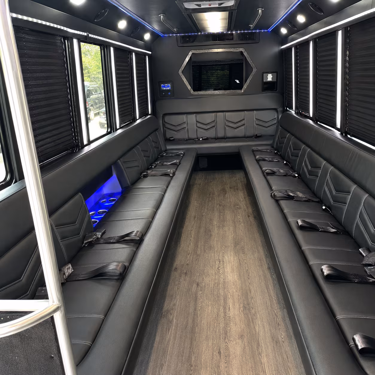 party buses for wine bar crawls through old town scottsdale