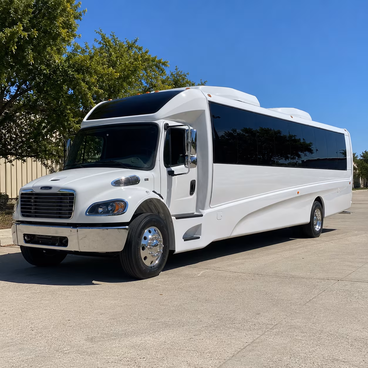 scottsdale 18 passenger minibus