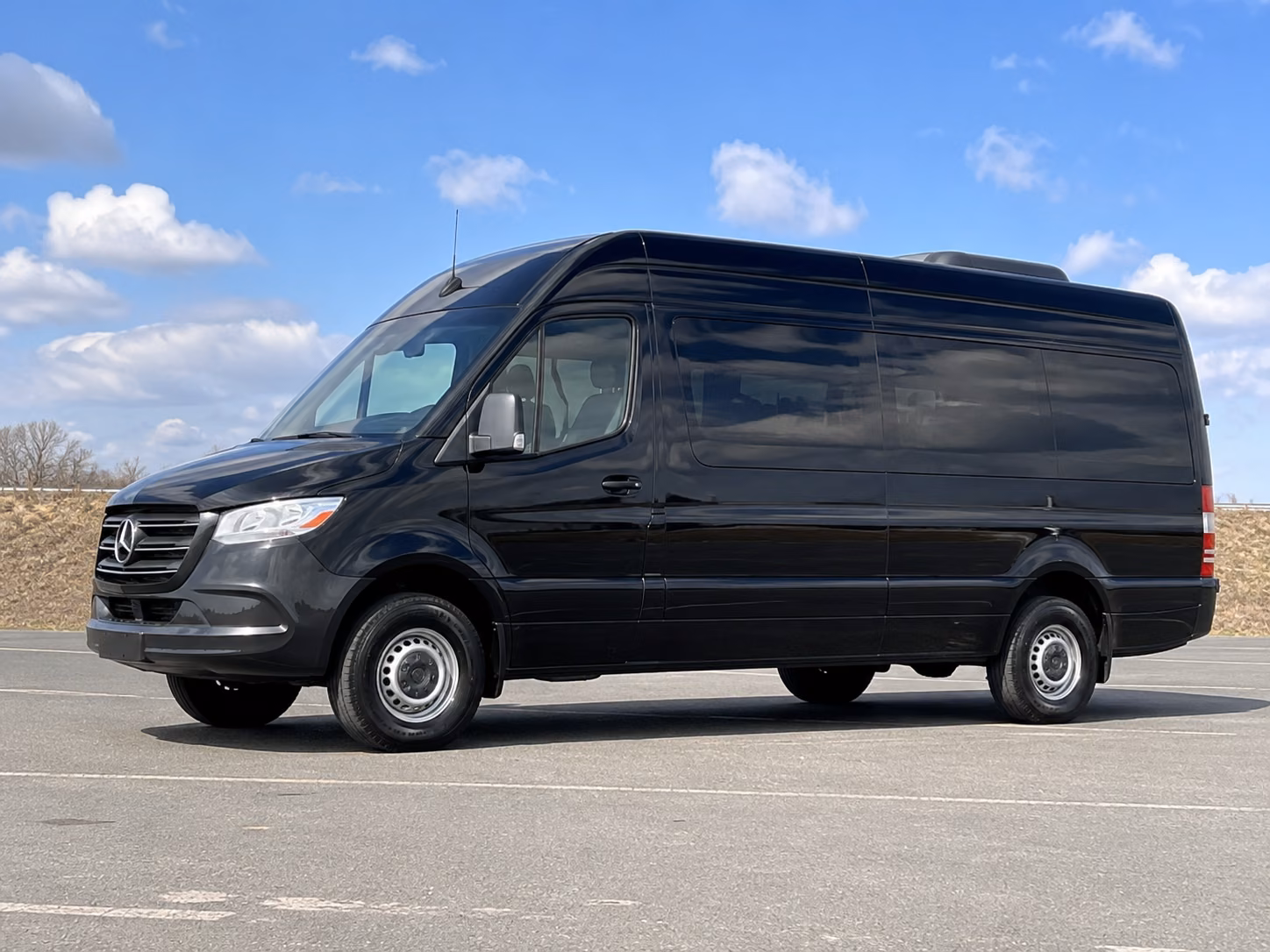 sprinter vans and minibuses for small group scottsdale wine tours